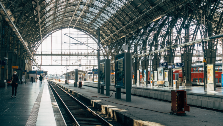 Bahnhofshalle Frankfurt